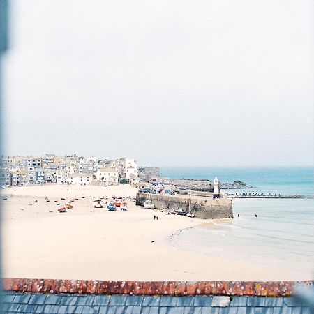 Отель Trevose Harbour House Сент-Айвс Экстерьер фото